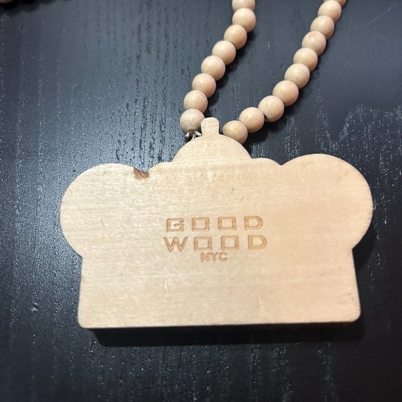 GoodWood NYC Crown Necklace‎ Wooden Pendant Wooden Beaded - Picture 4 of 4